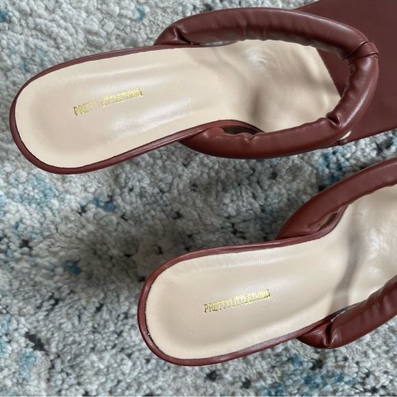 NWOT Pretty Little Thing Sandals - Picture 9 of 11